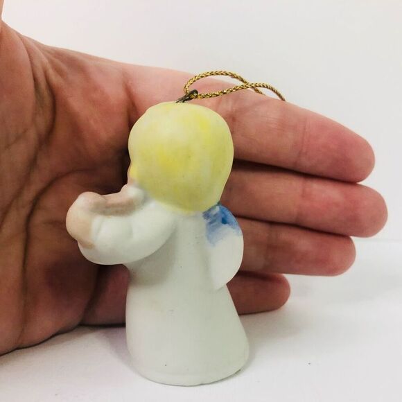 vintage homco angel ornament blonde hair with harp blue wings 2 1/4 inches - Picture 5 of 6